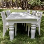 White Toddler Table w/Chairs
